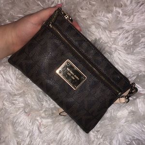 Michael Kors Wristlet